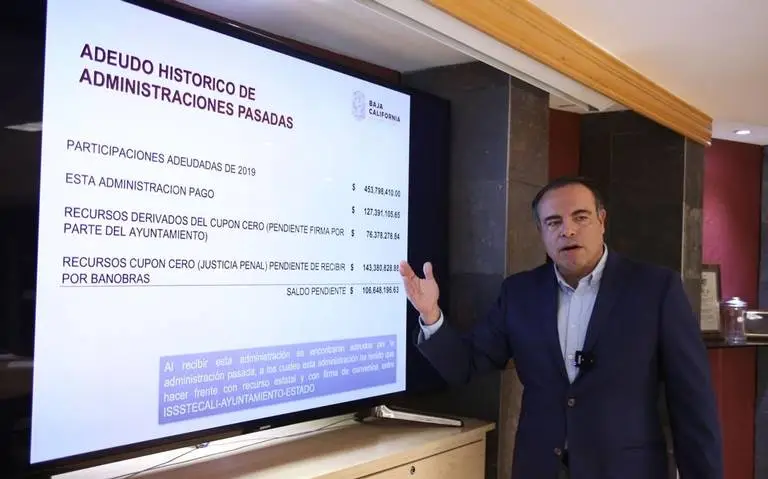 Rodolfo Castro con Morena